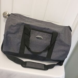 EC Bob Mackie Grey Large Duffel/Weekender Travel Bag, lightweight
